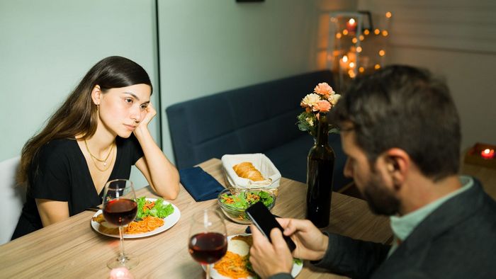 AMORPULSE TESTIMONIAL: DISCOVERING YOUR SOULMATE ONLINE